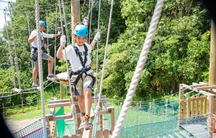 アスレチック体験&ARシューティング