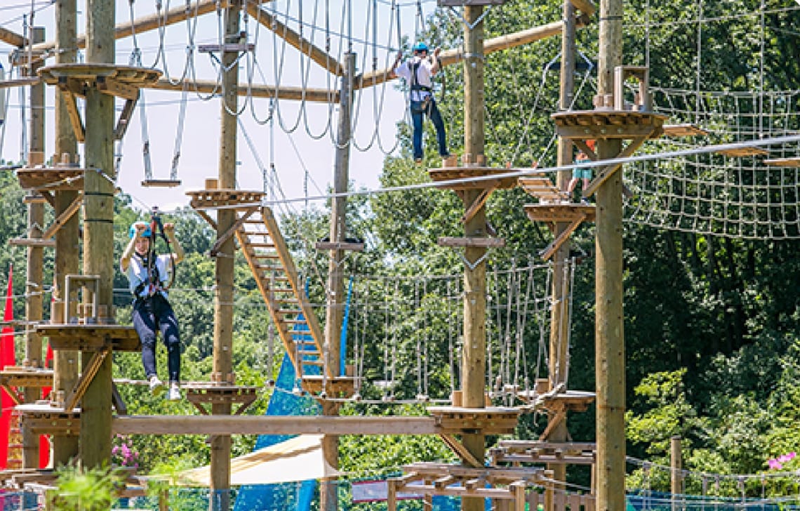 アスレチック体験&ARシューティング